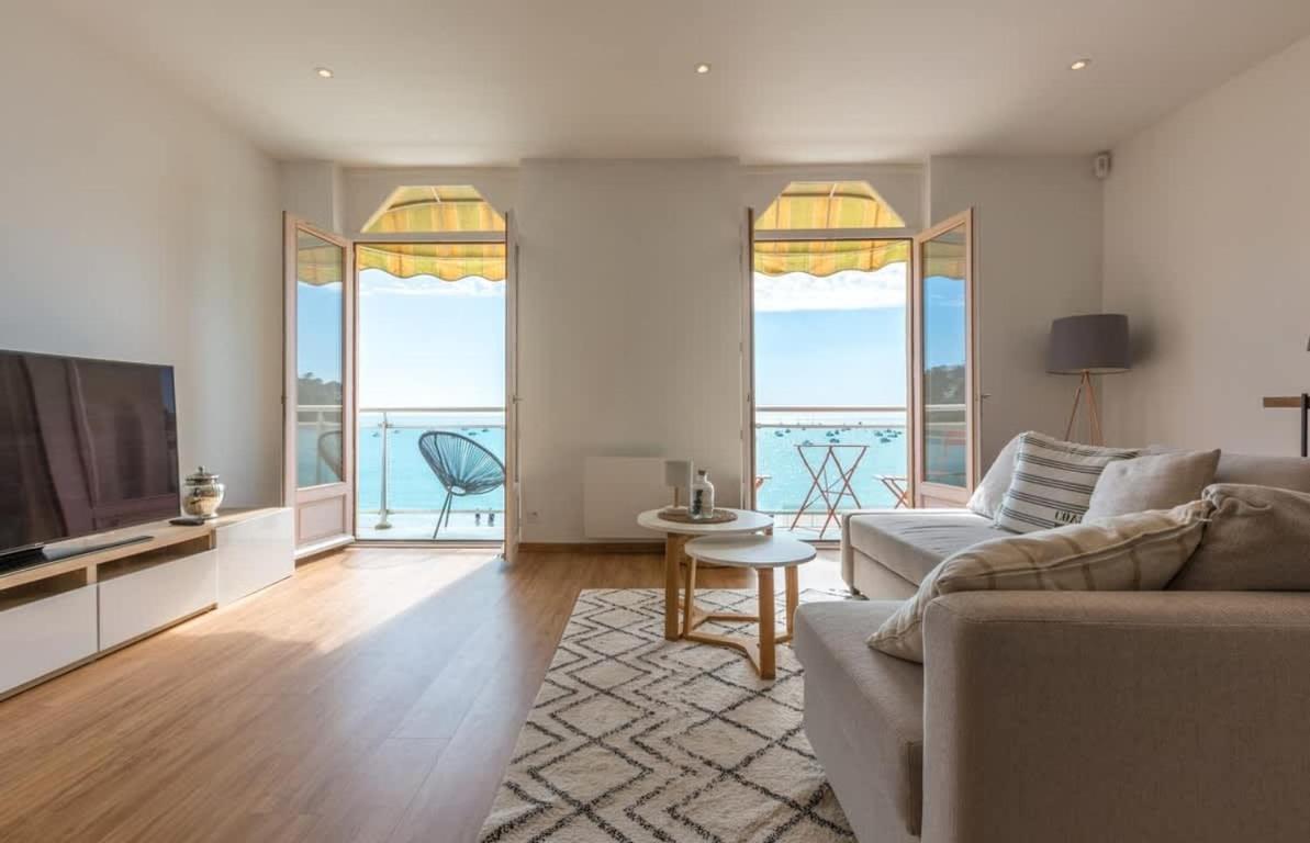 Les Pieds Dans L'Eau - Bel Appartement - Vue Mer Cancale Exteriér fotografie